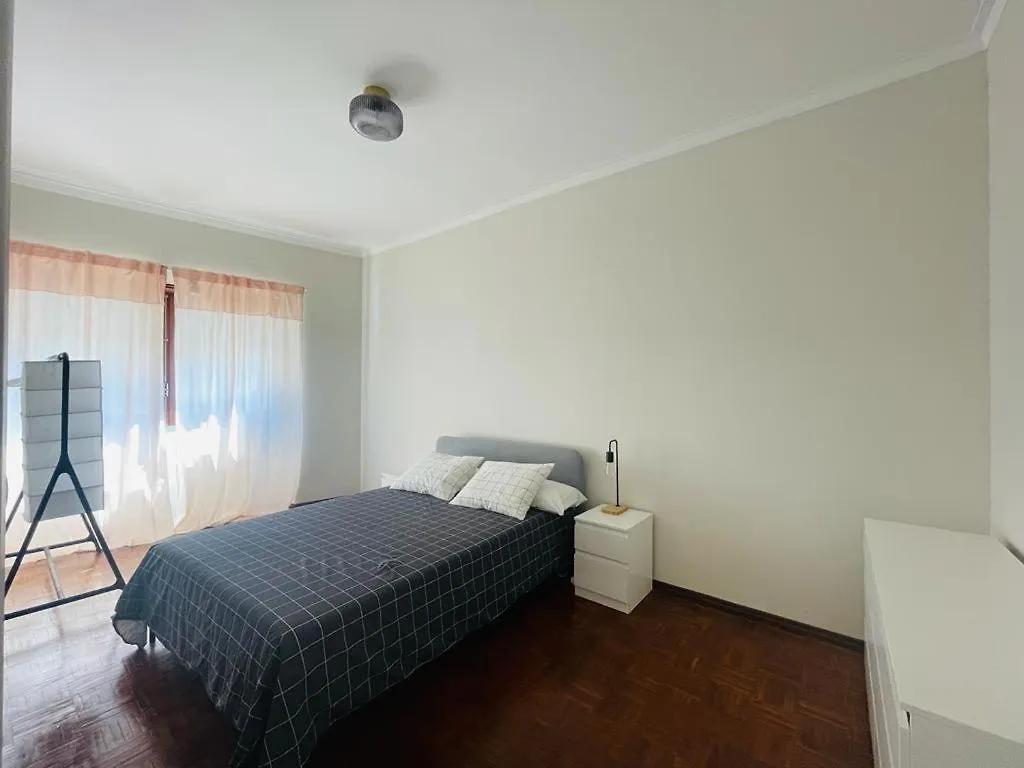 Lx Factory & Lisbon Congress Centre Apartment 0*,  Portogallo